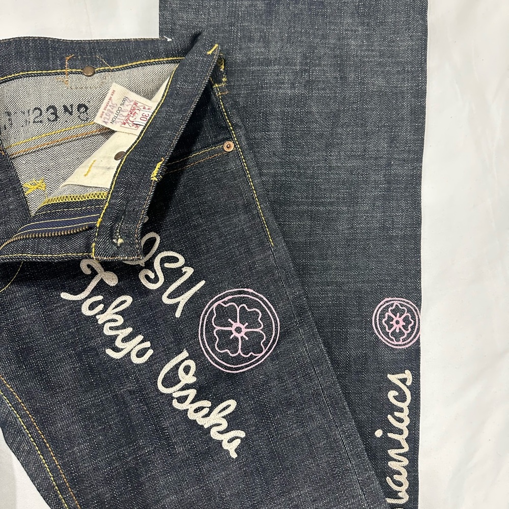 Evisu Jeans - image 6